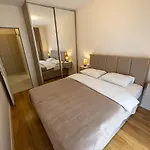 28 Apartment