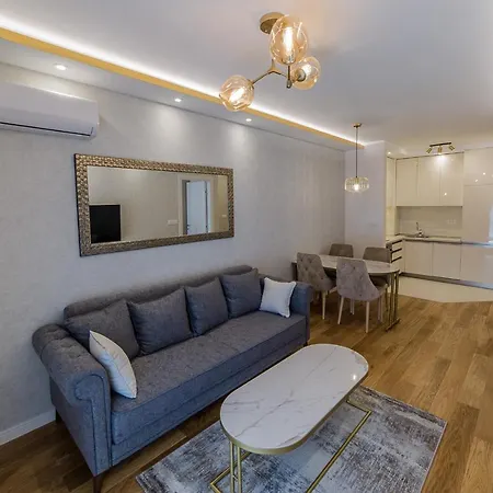 Apartment 28