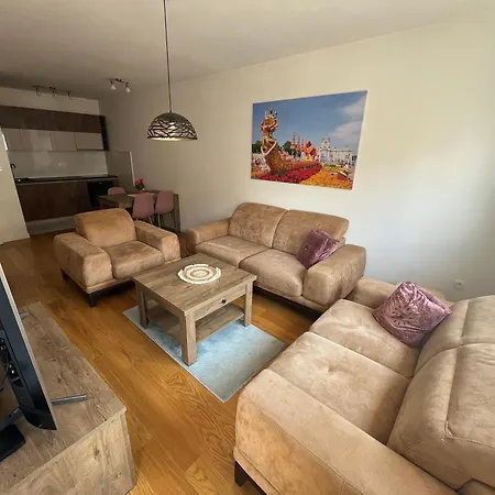 28 Apartment *