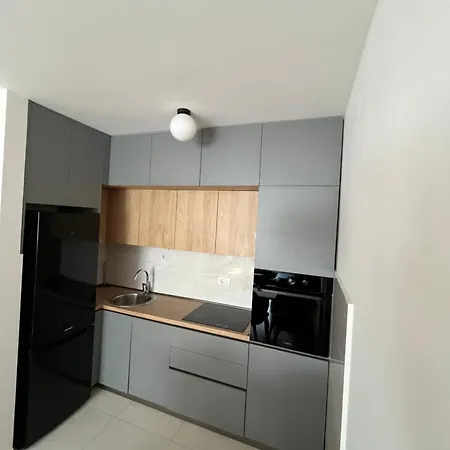 28 Podgorica