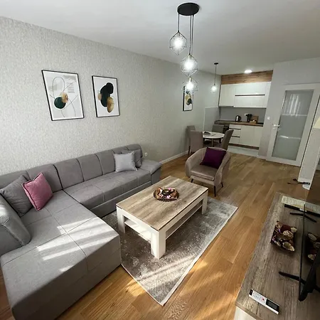 Apartment 28
