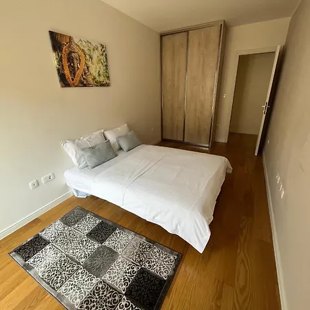 28 Podgorica