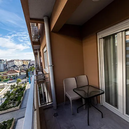 28 Podgorica